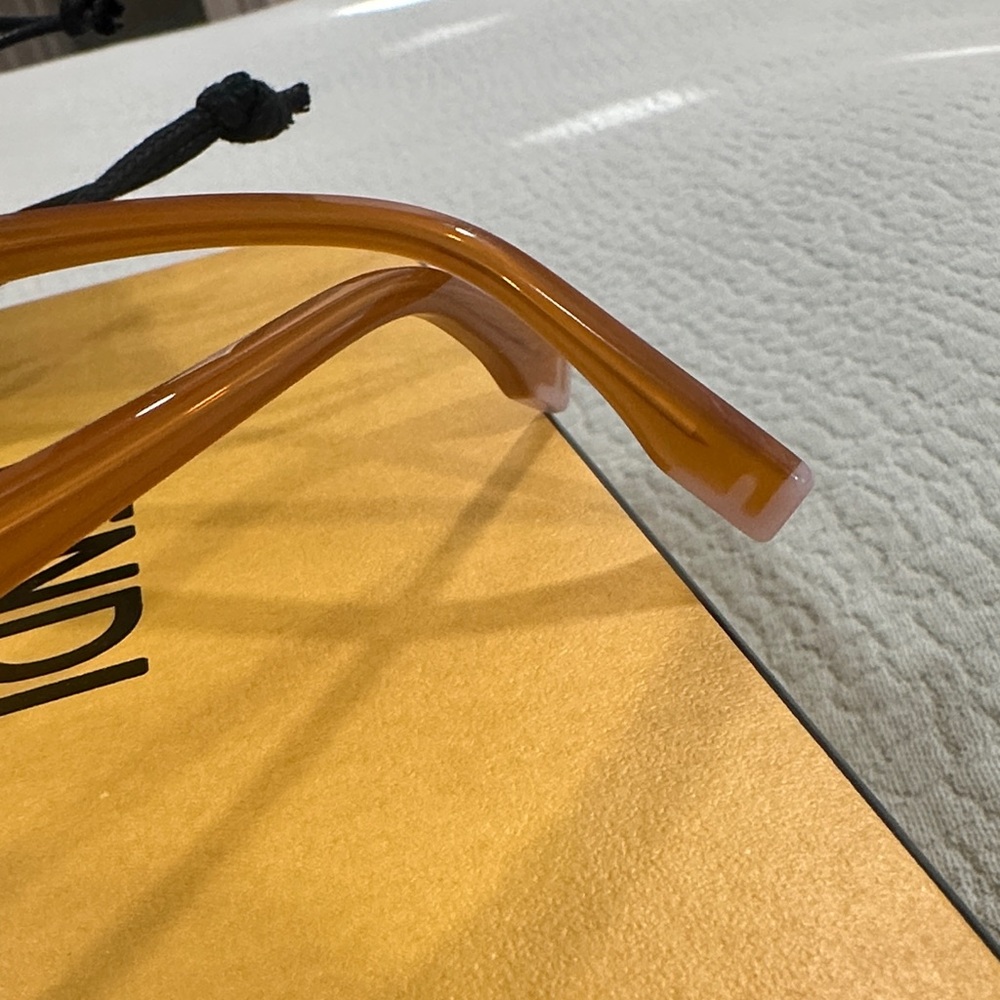 Fendi “WAY” Rectangular Sunglasses - Picture 7 of 11